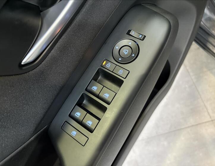 Hyundai Kona 25
