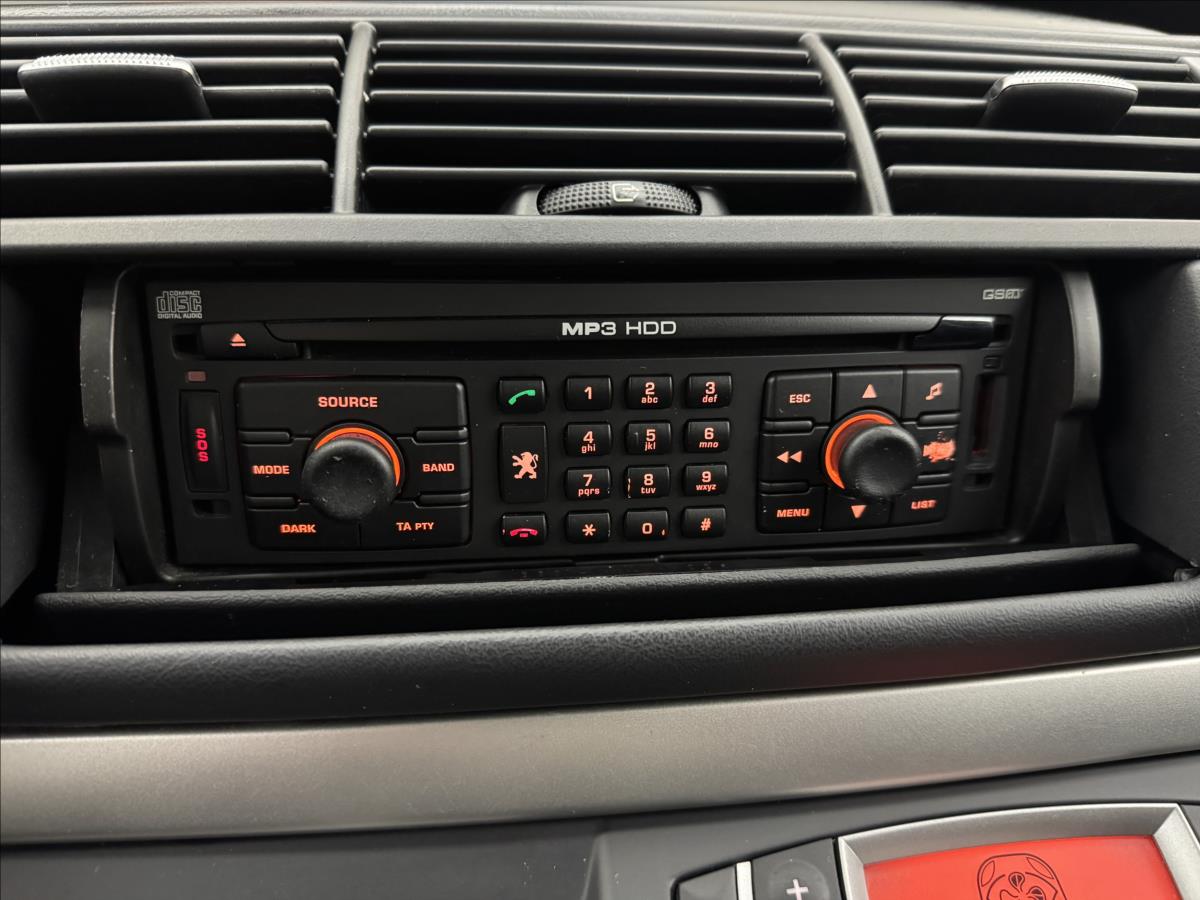 Peugeot 807
