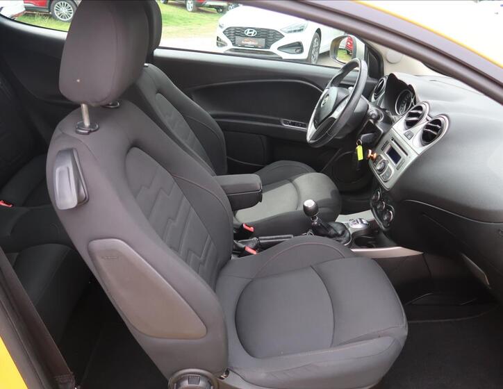 Alfa Romeo MiTo 13