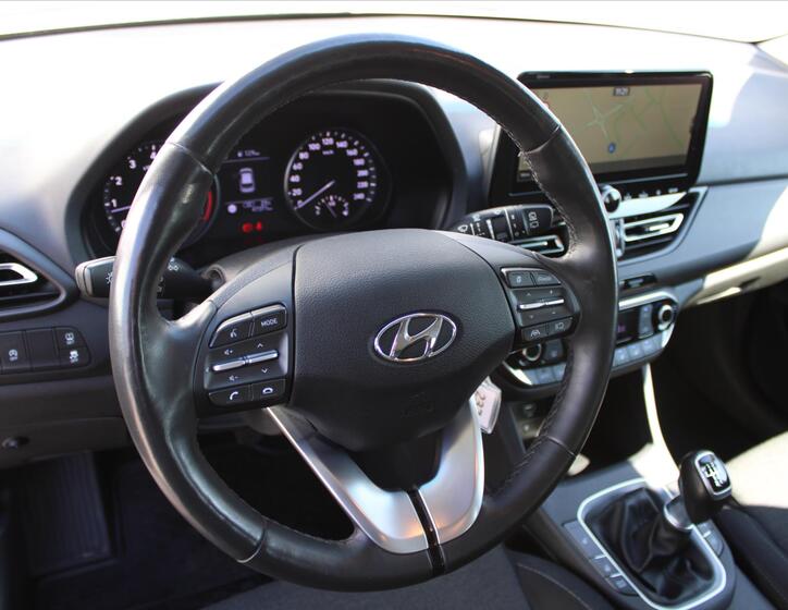 Hyundai i30 14