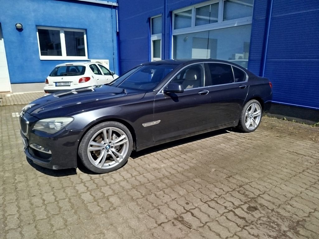 BMW Řada 7