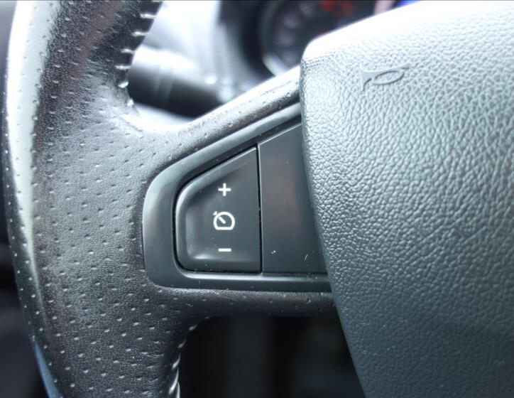 Renault Fluence 25