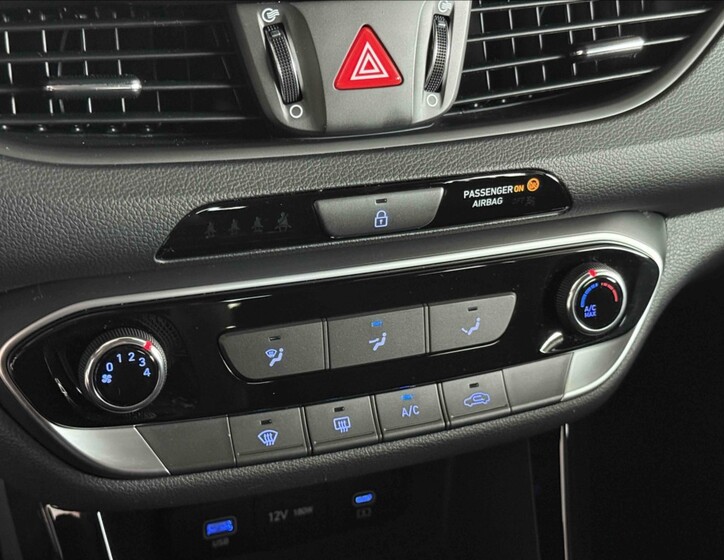 Hyundai i30 14