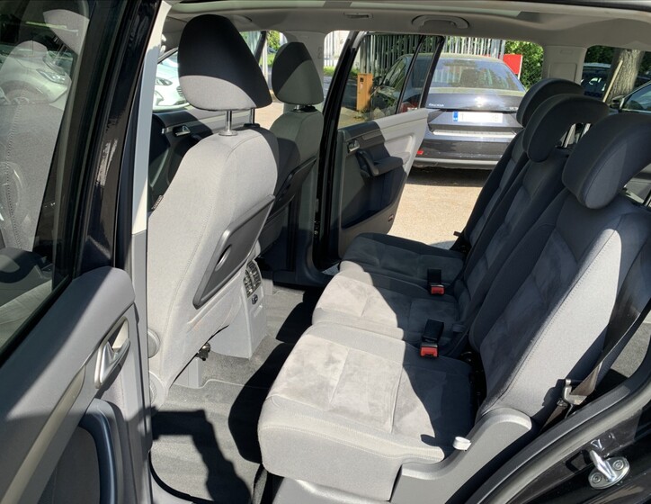 Volkswagen Touran 15