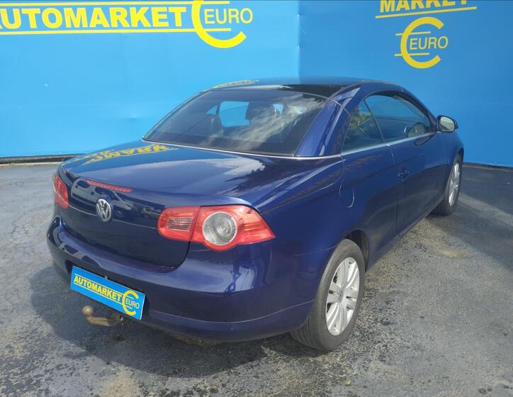 Volkswagen EOS 4