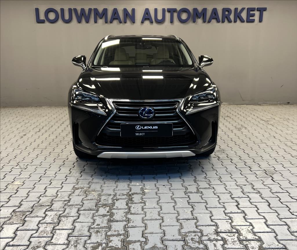 Lexus NX 300h