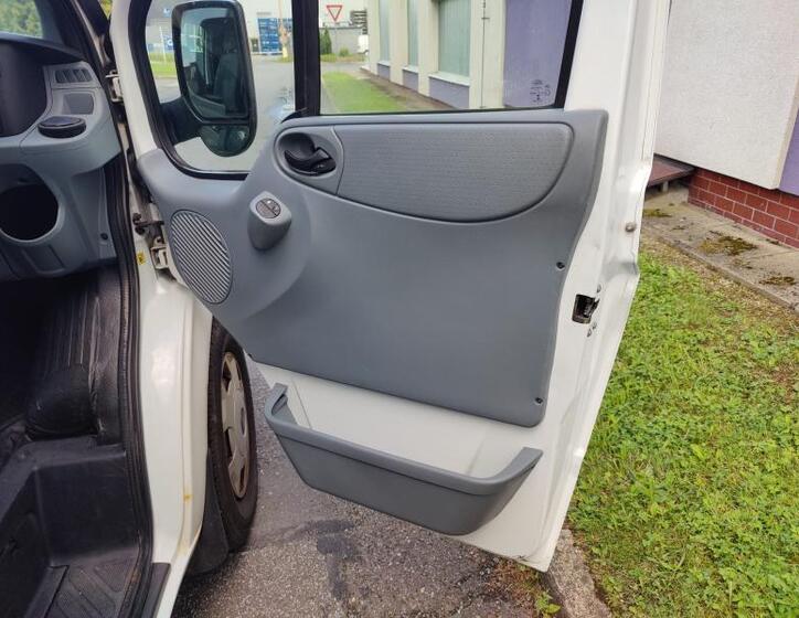 Ford Transit 14