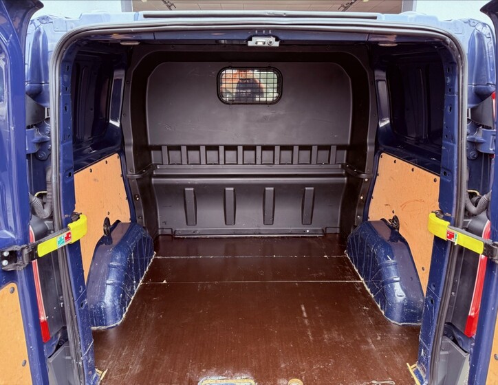 Ford Transit Custom 18