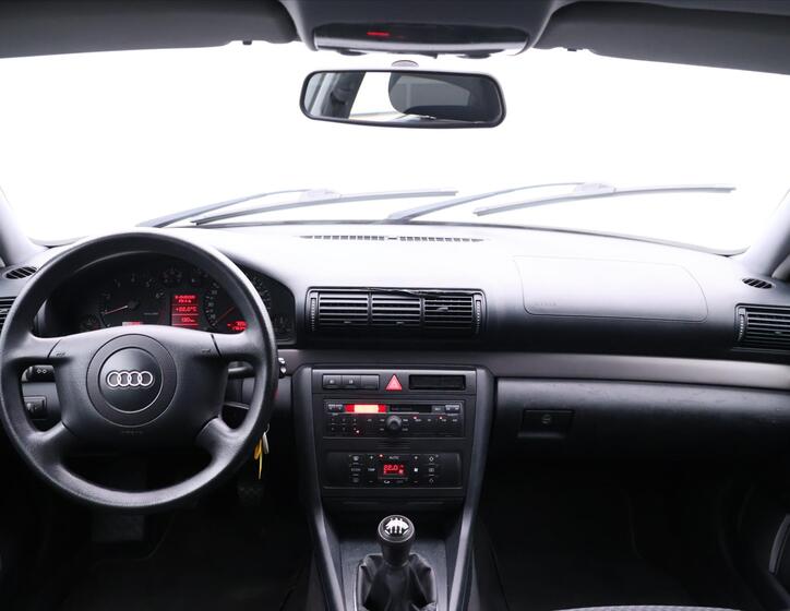 Audi A4 25