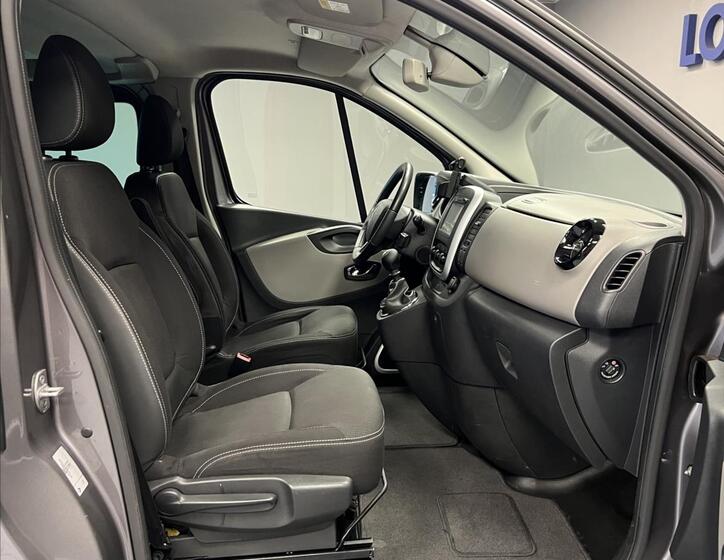 Renault Trafic 9