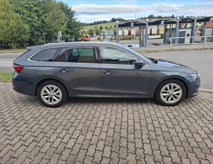 Škoda Octavia 8