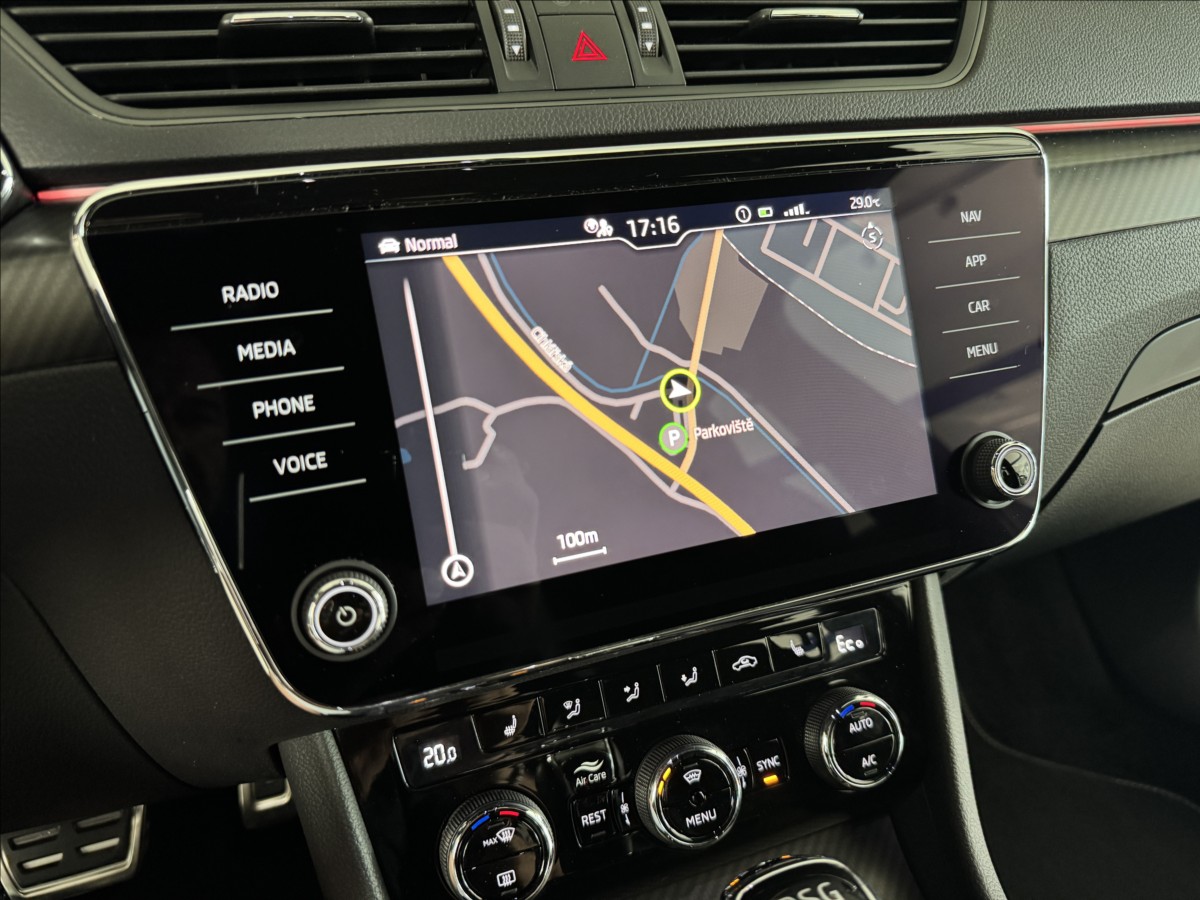 Škoda Superb