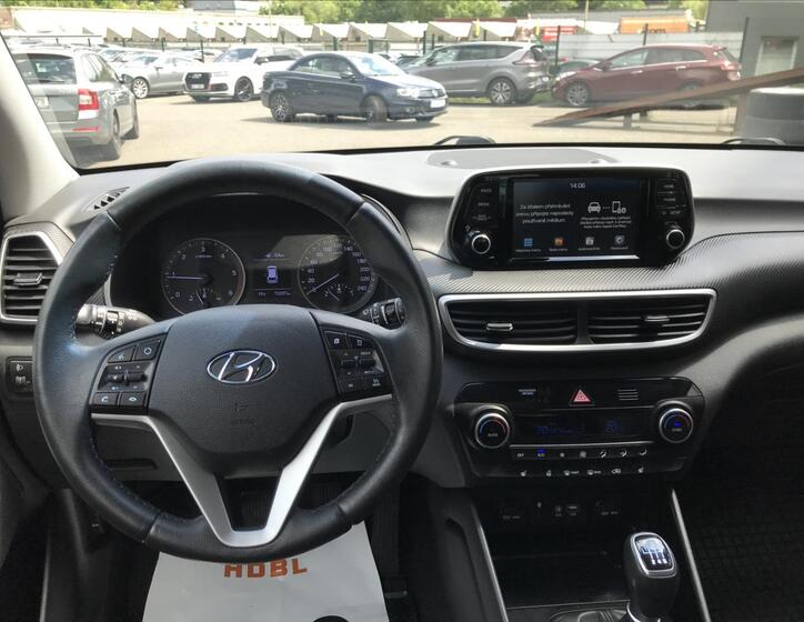 Hyundai Tucson 12