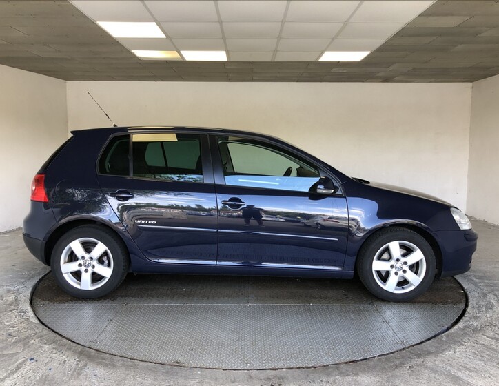 Volkswagen Golf 8