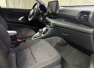 Toyota Yaris 13