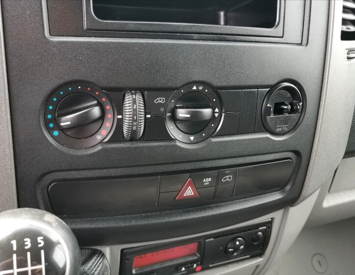 Volkswagen Crafter 10
