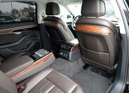 Audi A8 33