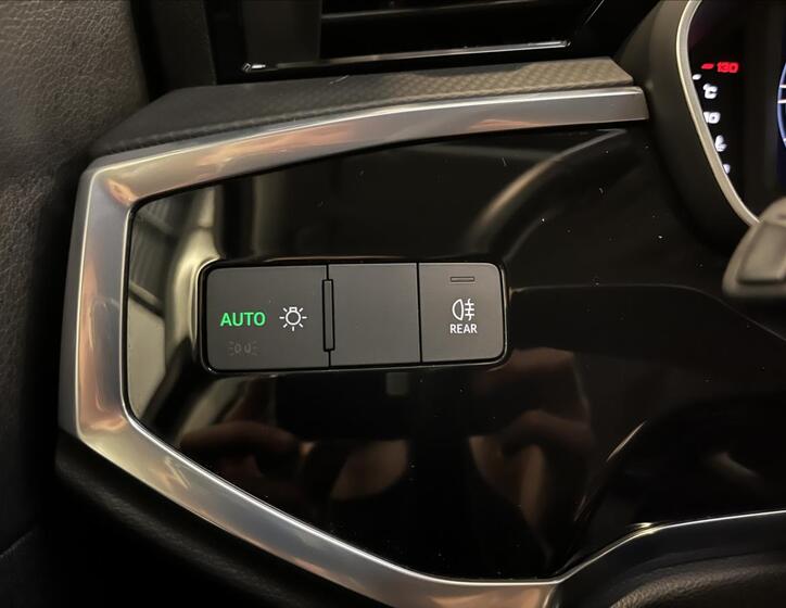 Audi Q3 18