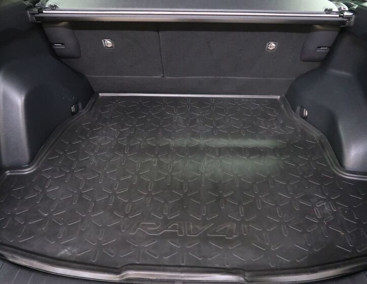 Toyota RAV4 11