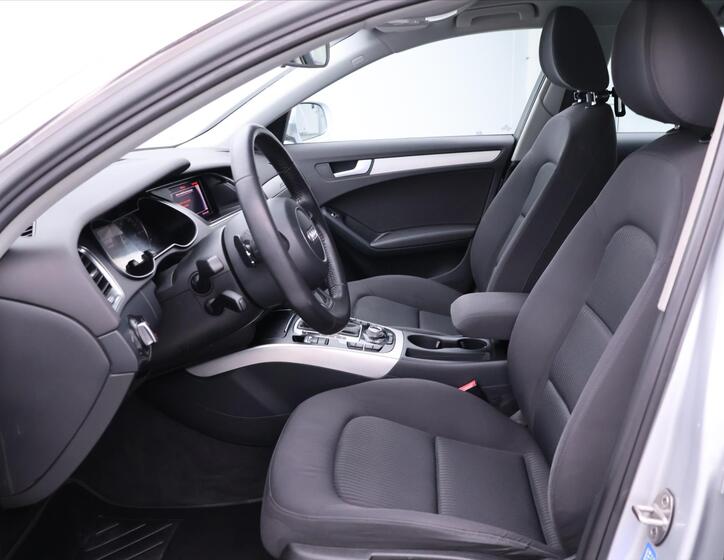 Audi A4 12
