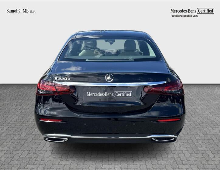 Mercedes-Benz Třídy E 4
