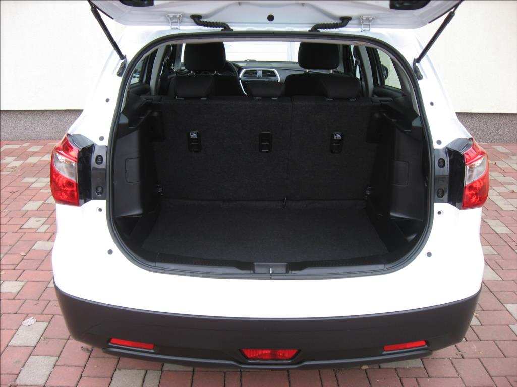 Suzuki S-Cross