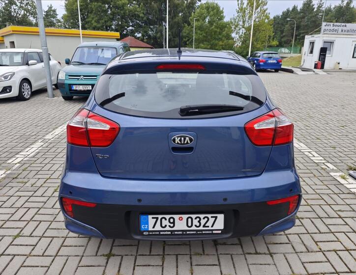 KIA Rio 5