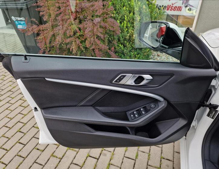 BMW Řada 2 38