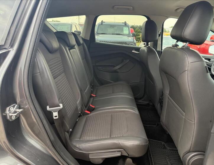 Ford Kuga 13