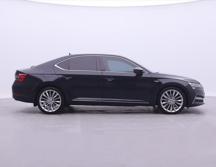 Škoda Superb 8