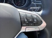 Volkswagen Tiguan 8