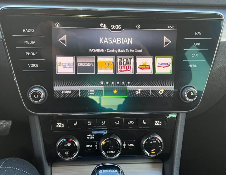 Škoda Superb 24
