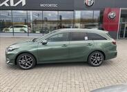 KIA Ceed 4