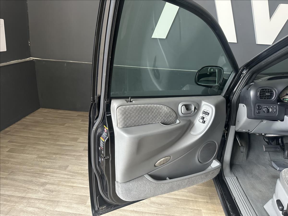 Chrysler Voyager