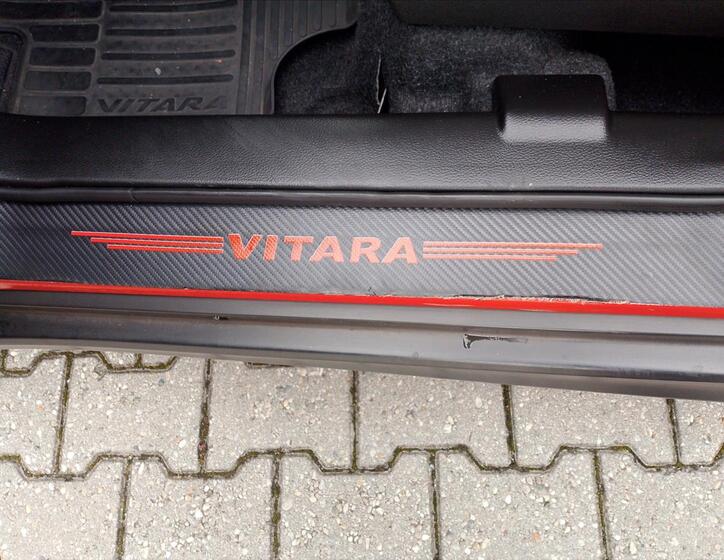 Suzuki Vitara 20