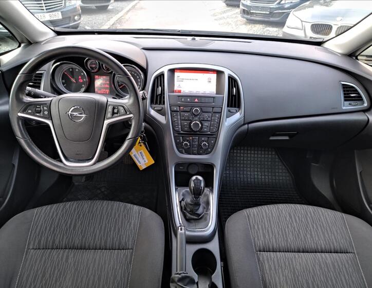 Opel Astra 12