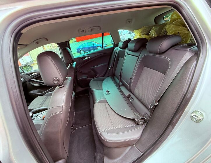 Opel Astra 12