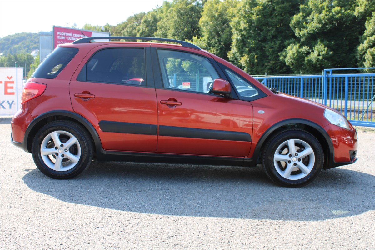 Suzuki SX4