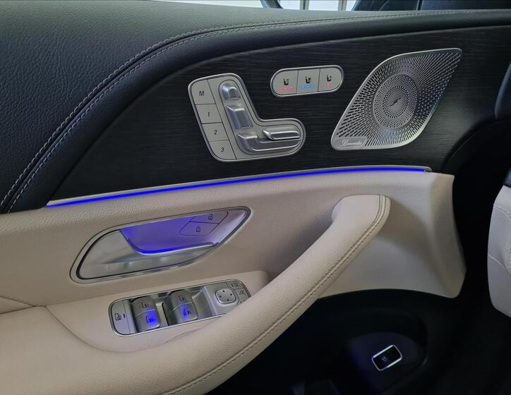 Mercedes-Benz GLS 12