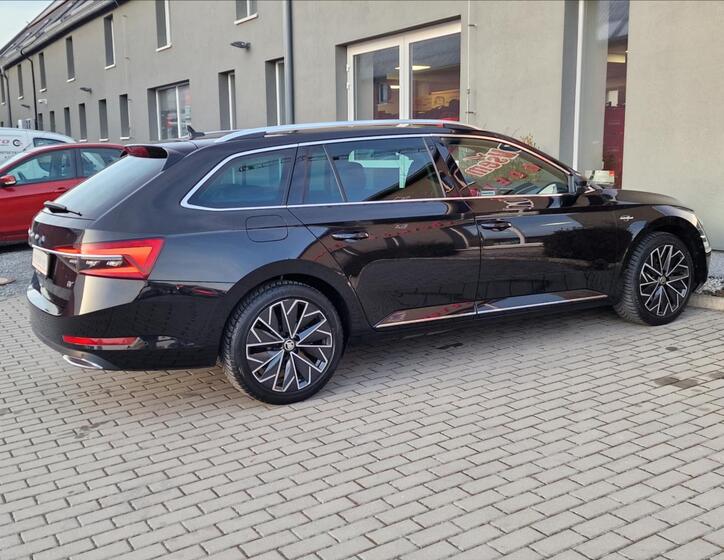 Škoda Superb 11
