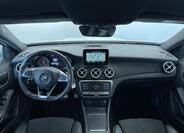 Mercedes-Benz GLA 13