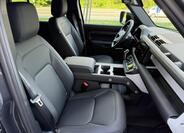 Land Rover Defender 13
