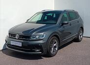Volkswagen Tiguan 1