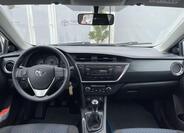 Toyota Auris 10