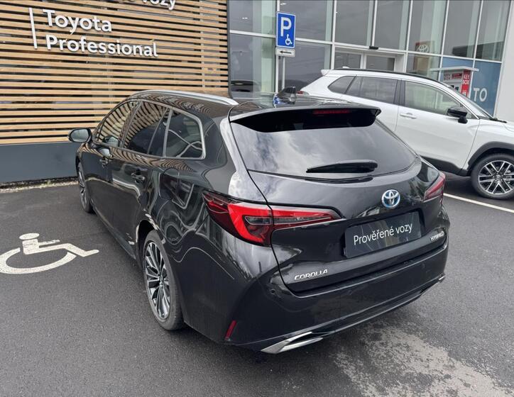 Toyota Corolla 15