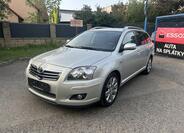 Toyota Avensis 1