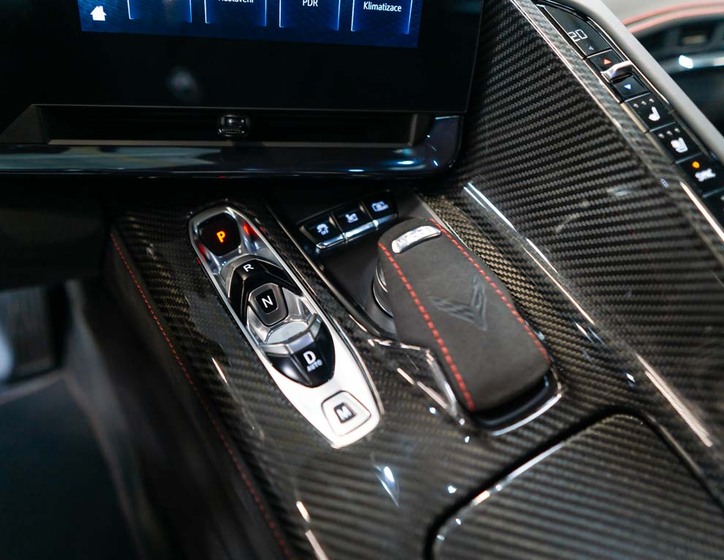 Chevrolet Corvette 30