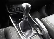 Mitsubishi Outlander 26