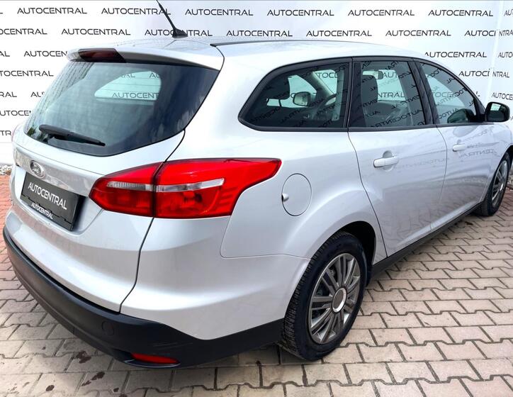 Ford Focus 9