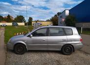 KIA Carens 8